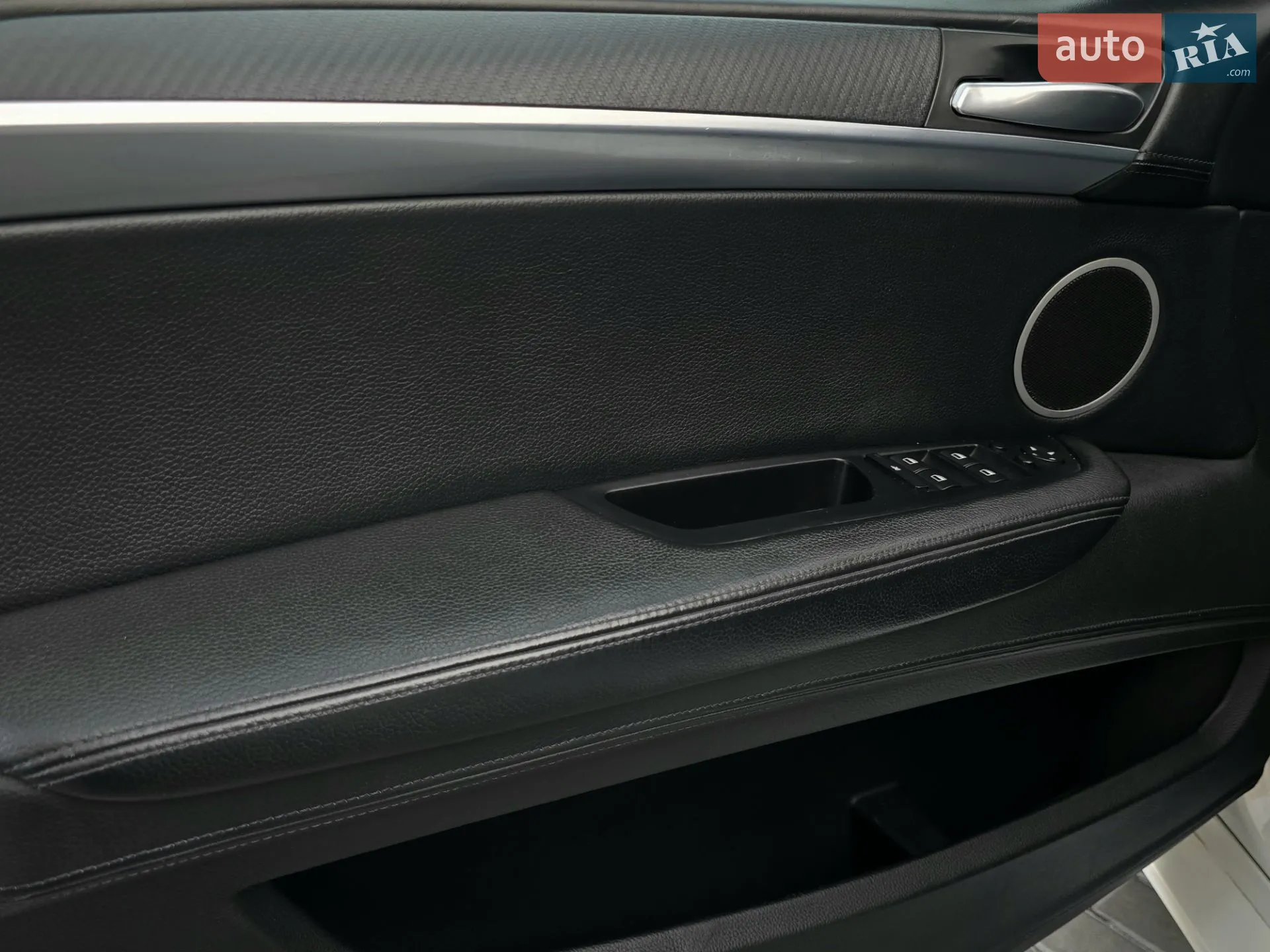 2010 BMW X6 M - мініатюра 12