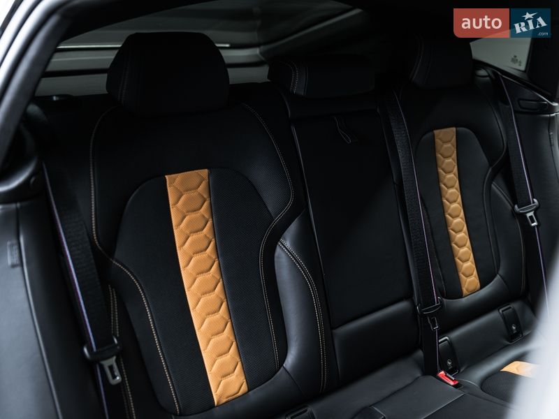 Внедорожник / Кроссовер BMW X6 M 2020 в Мукачево