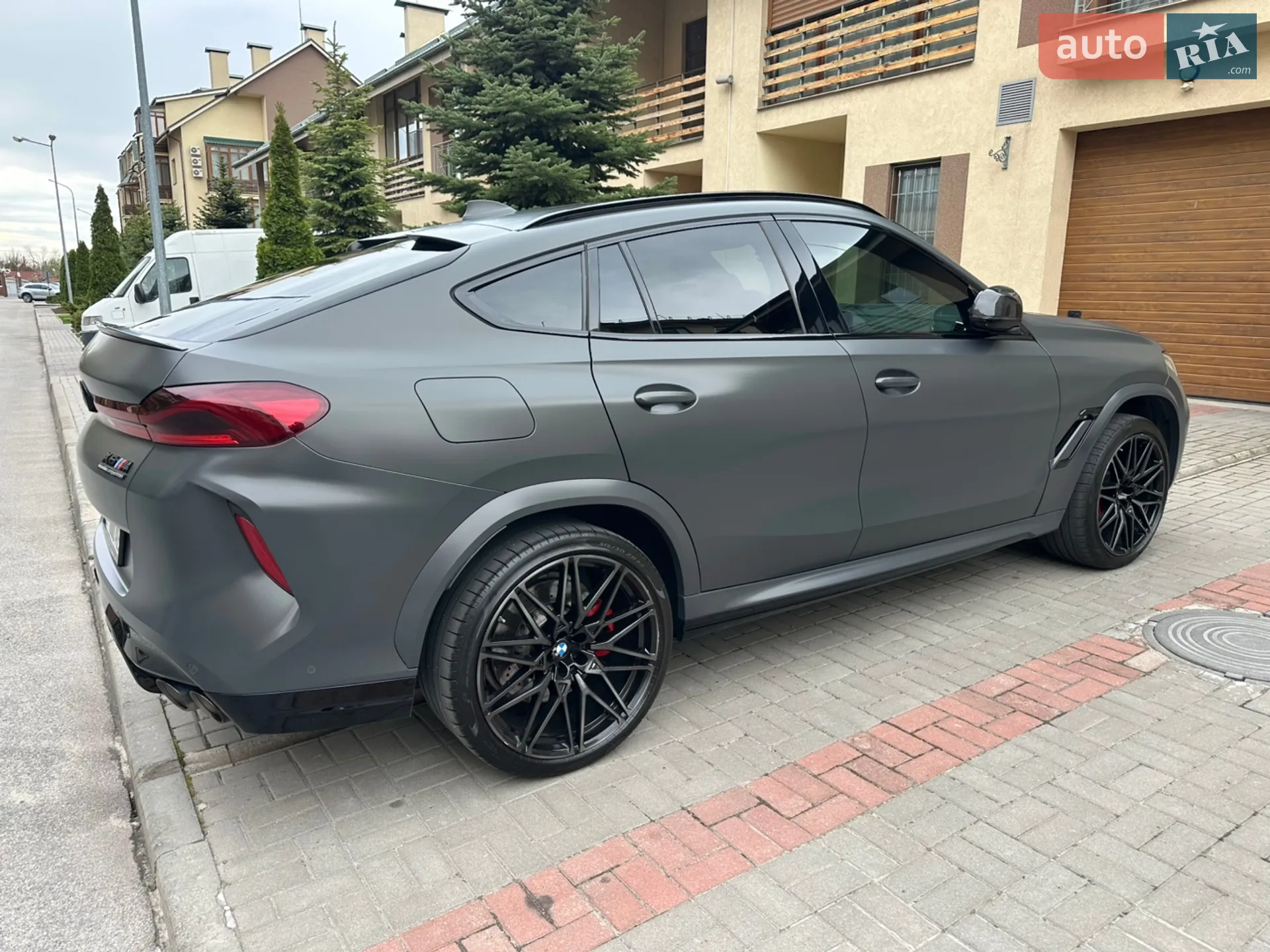 2022 BMW X6 M - мініатюра 3