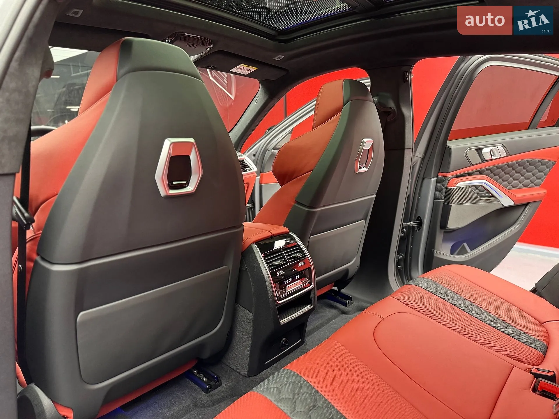 2023 BMW X6 M - мініатюра 52
