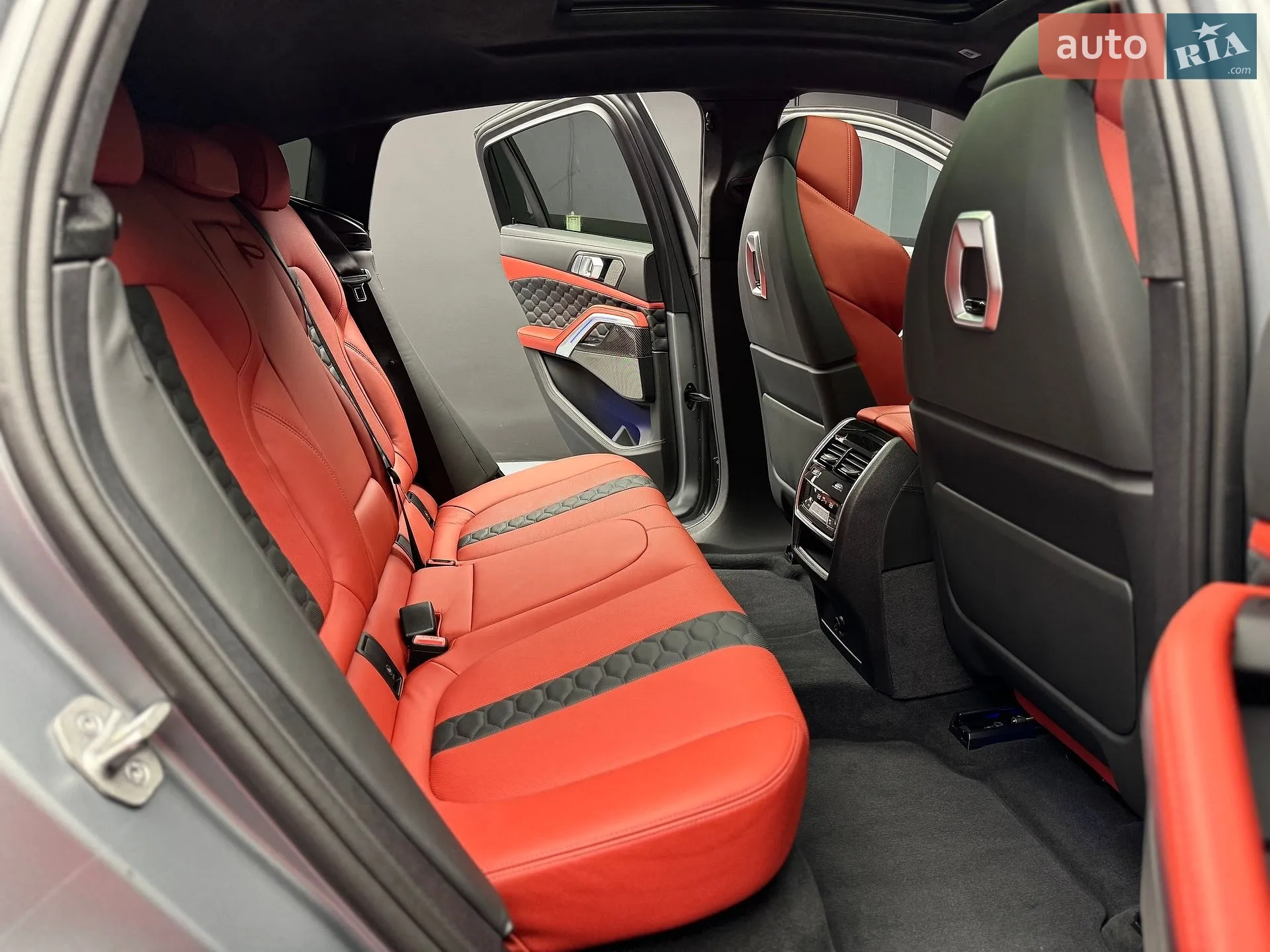 2023 BMW X6 M - мініатюра 56