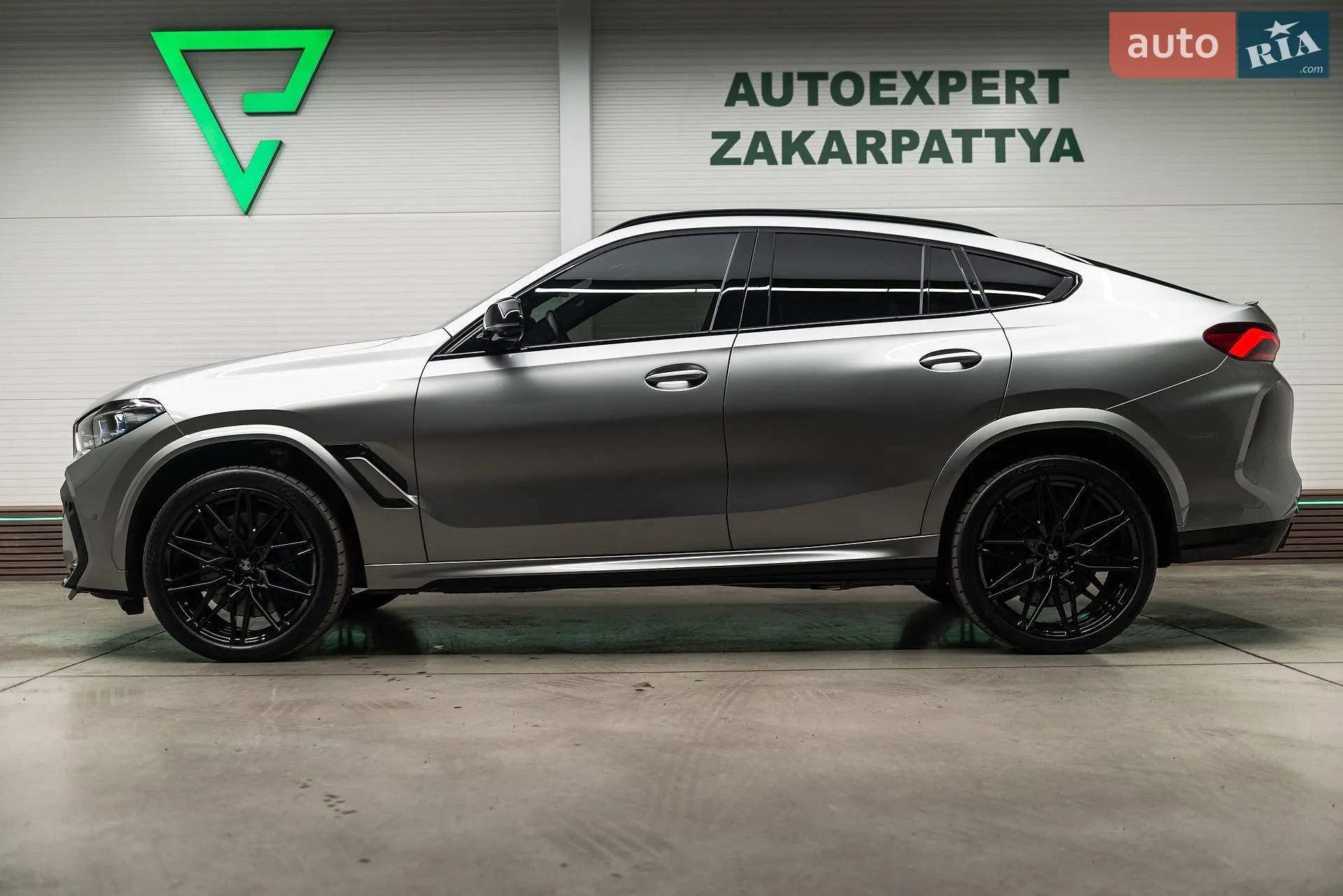 2022 BMW X6 M - мініатюра 7