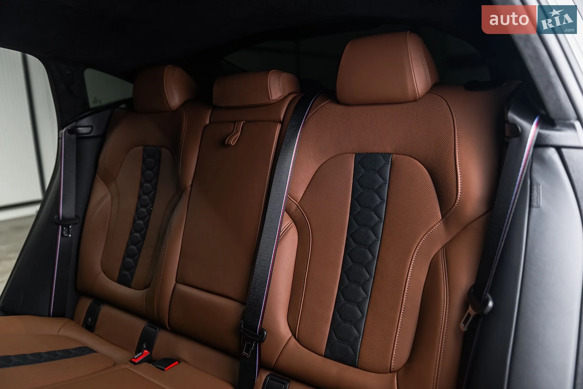 2022 BMW X6 M - мініатюра 33