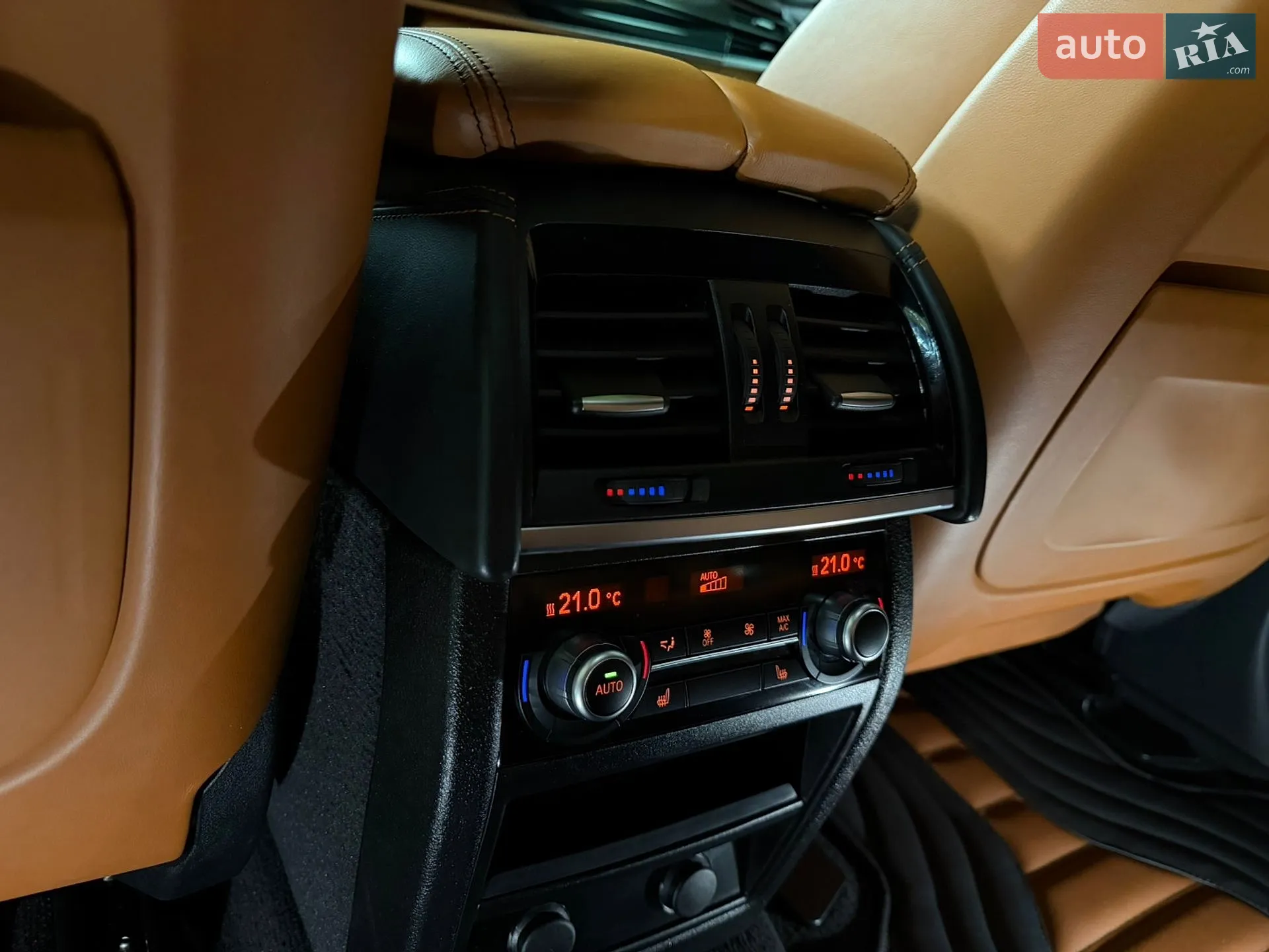 2018 BMW X6 M - мініатюра 45