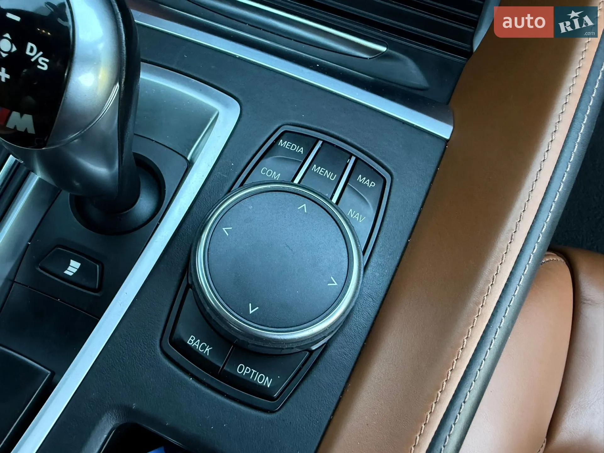 2015 BMW X6 M - мініатюра 114