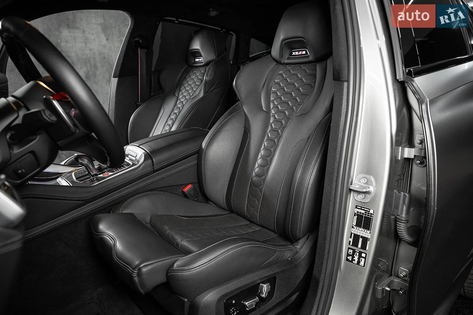 2022 BMW X6 M - мініатюра 20