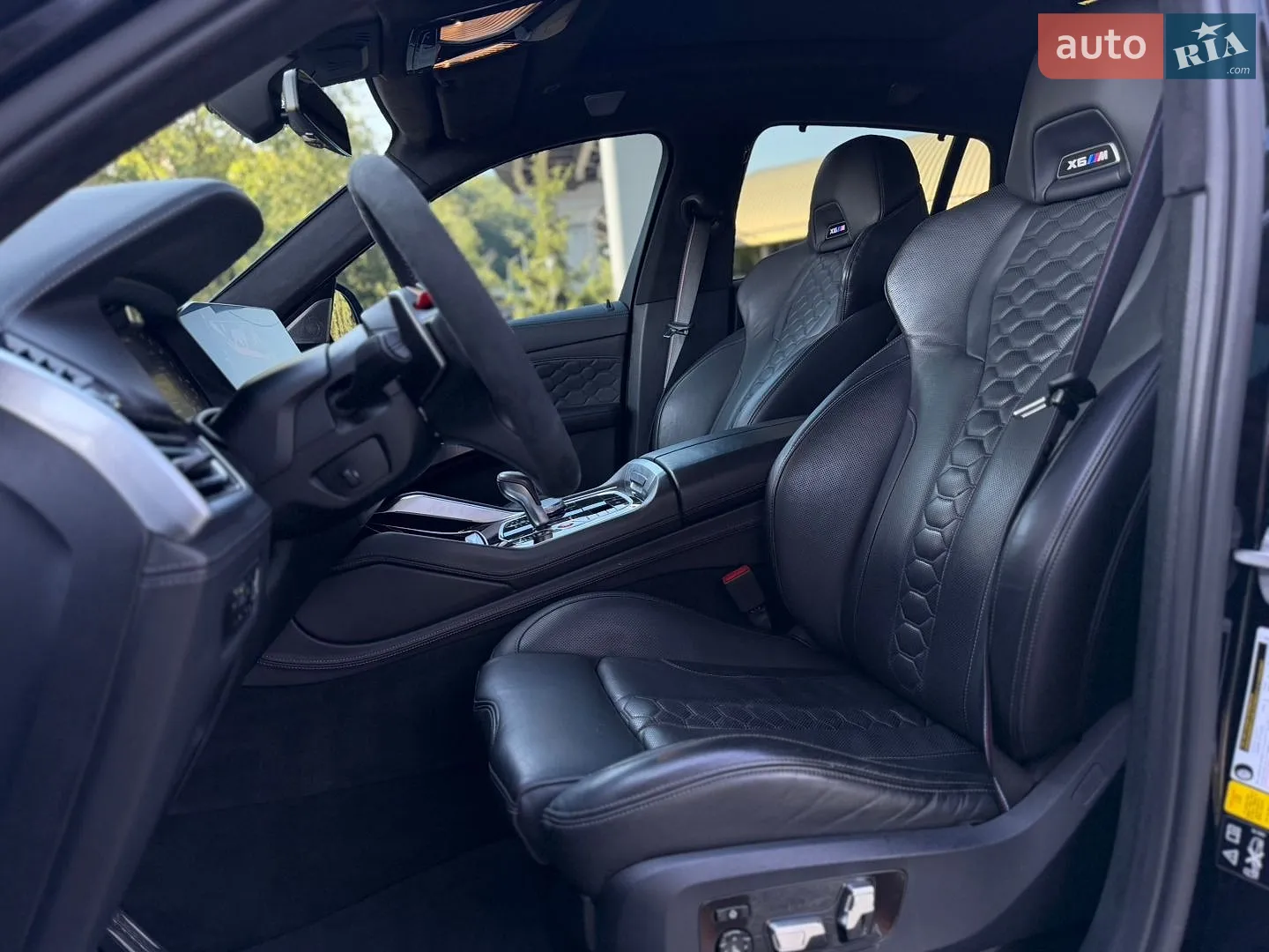 2020 BMW X6 M - мініатюра 23
