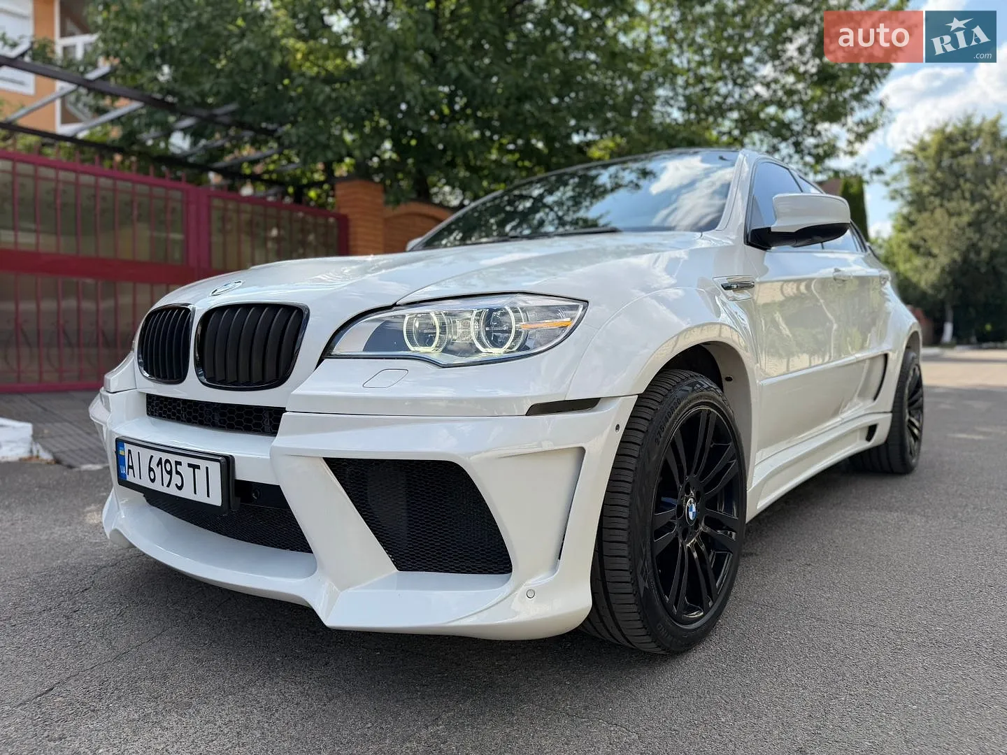 2011 BMW X6 M - мініатюра 3