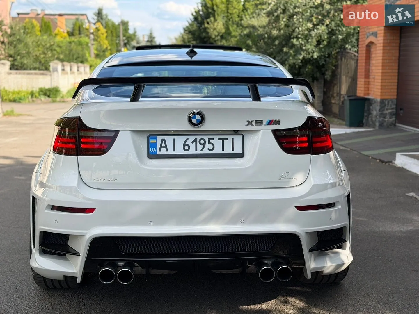 2011 BMW X6 M - мініатюра 12