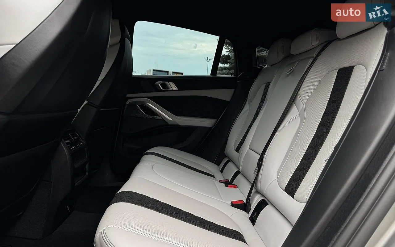 2022 BMW X6 M - мініатюра 43