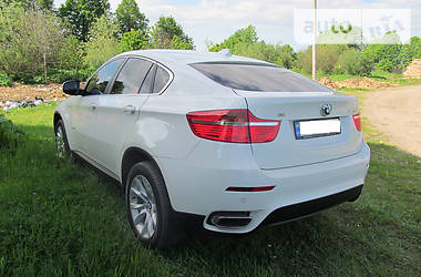 Внедорожник / Кроссовер BMW X6 2010 в Черновцах