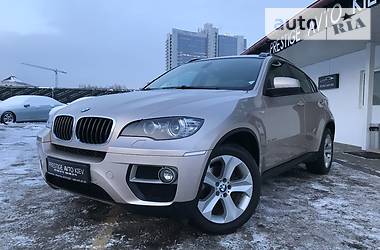 Внедорожник / Кроссовер BMW X6 2014 в Киеве