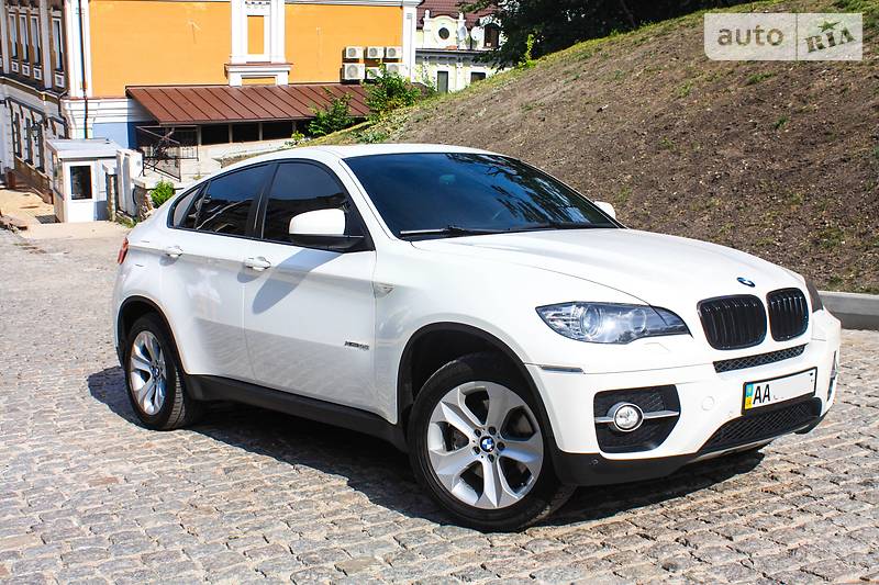 Внедорожник / Кроссовер BMW X6 2010 в Киеве