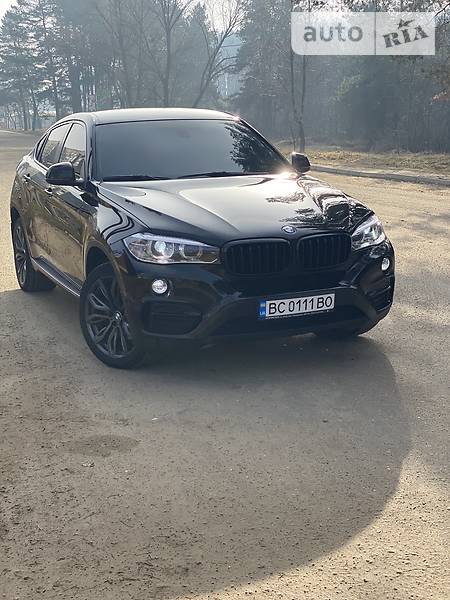 Позашляховик / Кросовер BMW X6 2017 в 