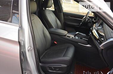Позашляховик / Кросовер BMW X6 2017 в 