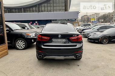 Внедорожник / Кроссовер BMW X6 2016 в Киеве