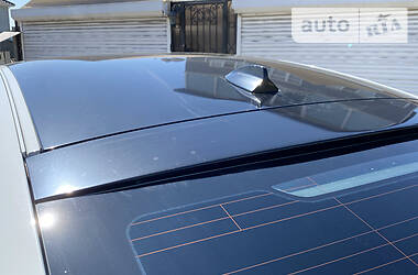 Позашляховик / Кросовер BMW X6 2012 в 