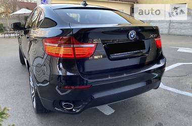 Позашляховик / Кросовер BMW X6 2011 в 