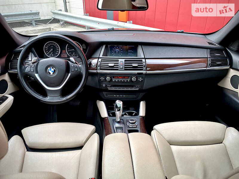 Позашляховик / Кросовер BMW X6 2010 в Києві