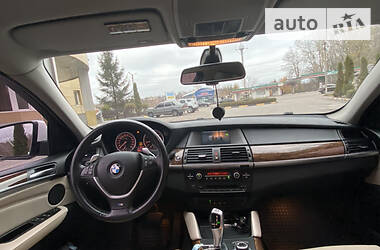 Позашляховик / Кросовер BMW X6 2010 в Чугуєві