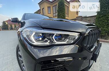 Позашляховик / Кросовер BMW X6 2021 в 