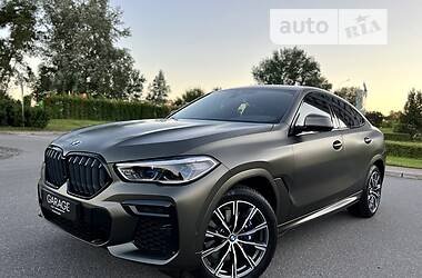 Позашляховик / Кросовер BMW X6 2021 в 