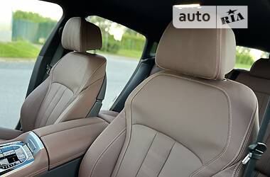 Позашляховик / Кросовер BMW X6 2021 в 
