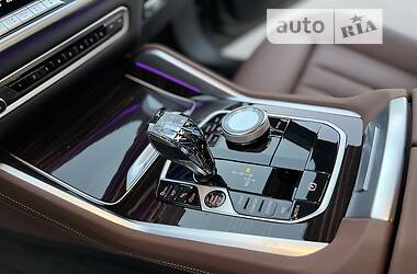 Позашляховик / Кросовер BMW X6 2021 в 