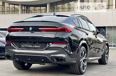 Внедорожник / Кроссовер BMW X6 2021 в 