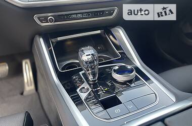 Внедорожник / Кроссовер BMW X6 2021 в 