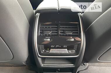 Внедорожник / Кроссовер BMW X6 2021 в 
