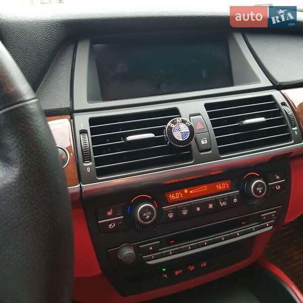 Позашляховик / Кросовер BMW X6 2014 в Харкові