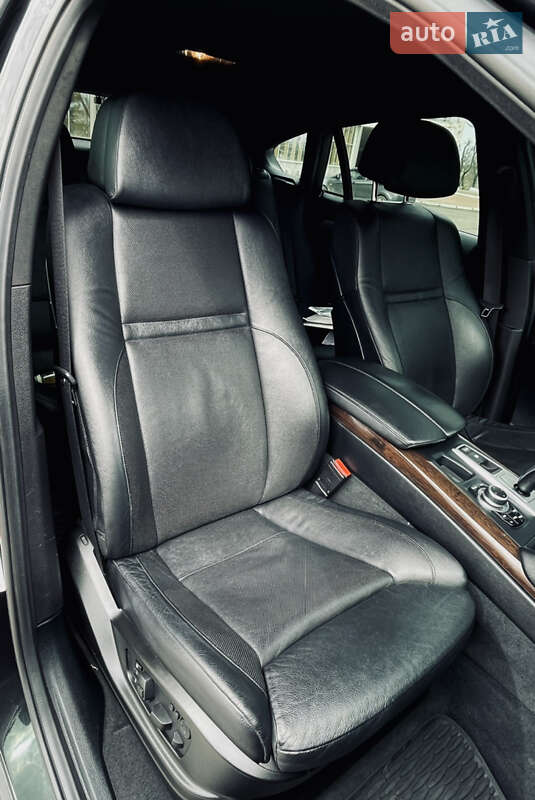 Внедорожник / Кроссовер BMW X6 2013 в Одессе