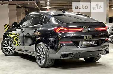 Позашляховик / Кросовер BMW X6 2021 в 