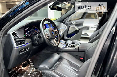 Позашляховик / Кросовер BMW X6 2021 в 