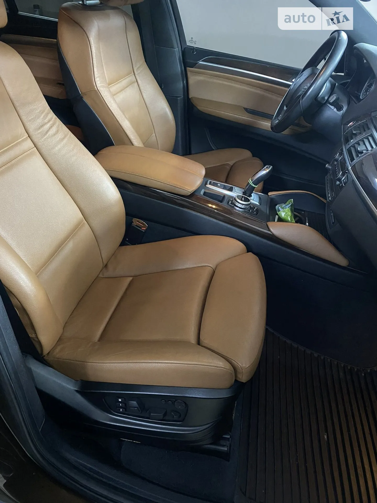 2012 BMW X6 - мініатюра 3