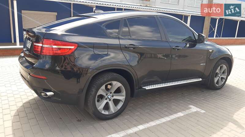 Внедорожник / Кроссовер BMW X6 2013 в Сумах