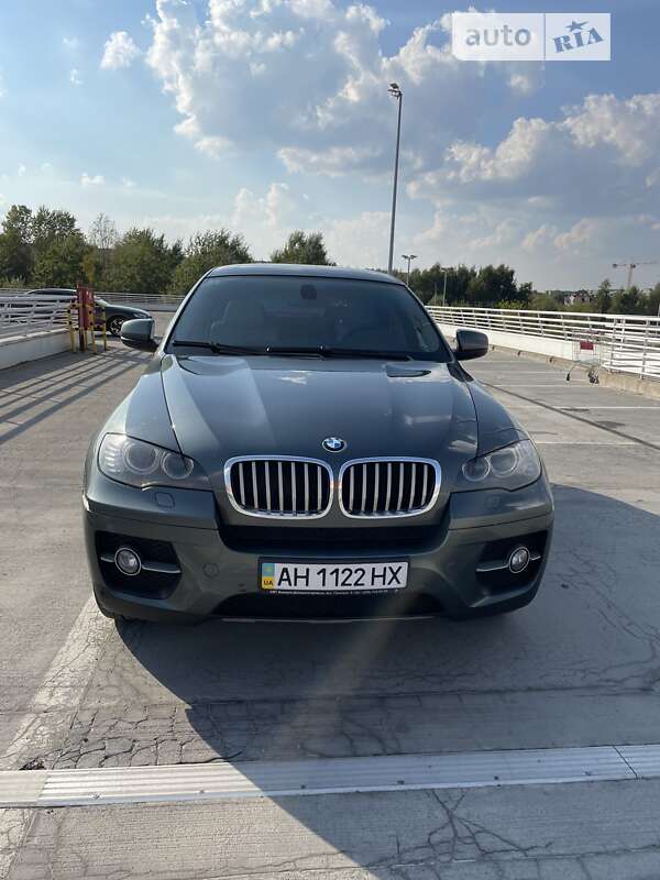 Позашляховик / Кросовер BMW X6 2011 в Львові