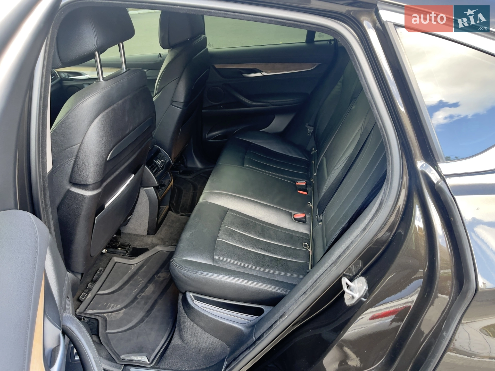 2015 BMW X6 - мініатюра 18