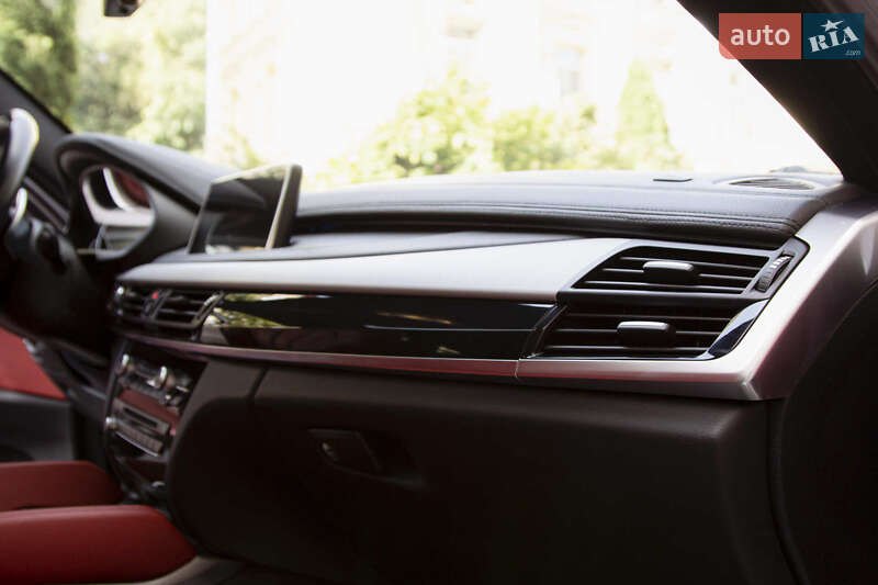 Внедорожник / Кроссовер BMW X6 2018 в Киеве