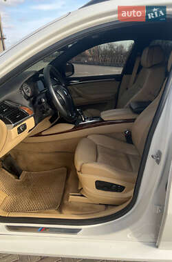 Внедорожник / Кроссовер BMW X6 2011 в 