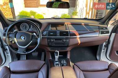 Внедорожник / Кроссовер BMW X6 2011 в Ровно