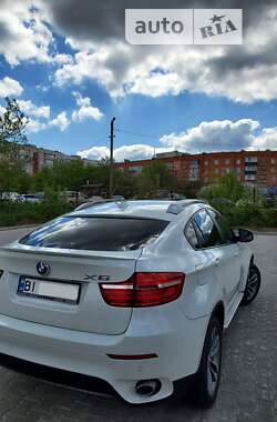 Внедорожник / Кроссовер BMW X6 2012 в Полтаве