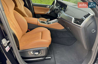 Позашляховик / Кросовер BMW X6 2021 в 