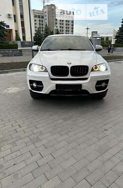 Внедорожник / Кроссовер BMW X6 2011 в Вараше