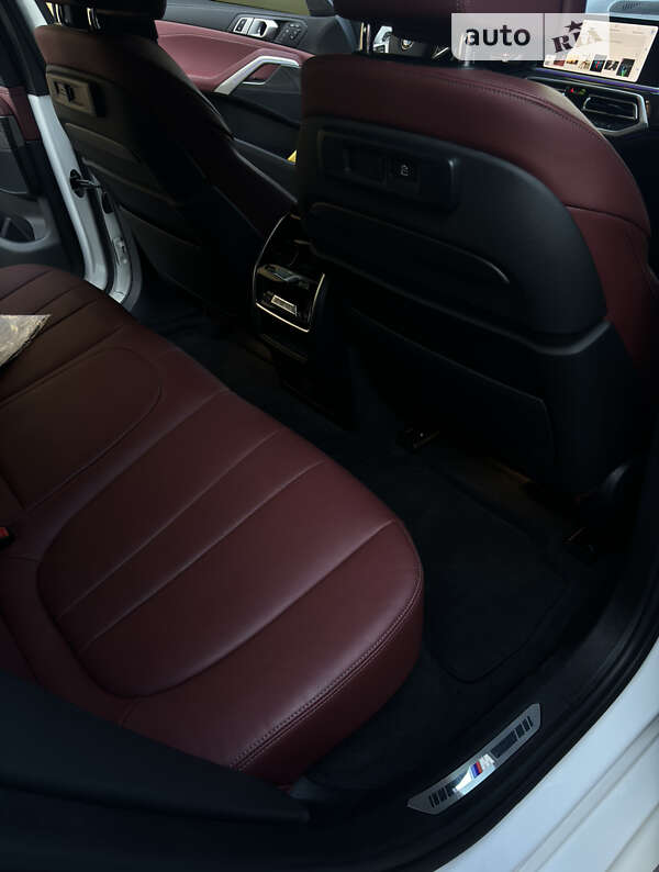 Внедорожник / Кроссовер BMW X6 2021 в Первомайске