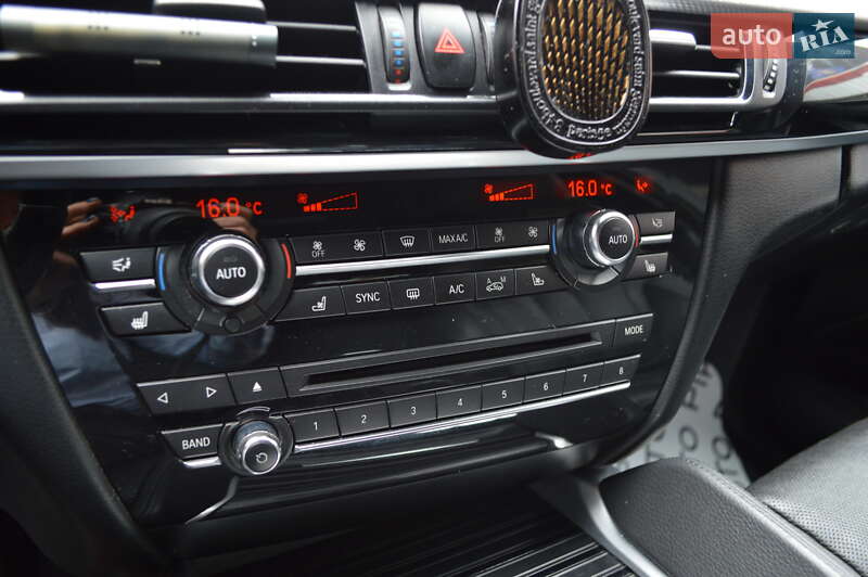 Внедорожник / Кроссовер BMW X6 2016 в Львове