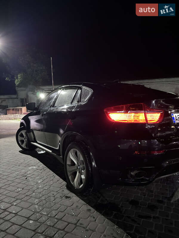 Внедорожник / Кроссовер BMW X6 2011 в Запорожье