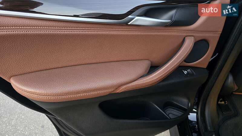 Внедорожник / Кроссовер BMW X6 2015 в Киеве