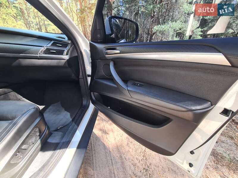 Внедорожник / Кроссовер BMW X6 2011 в Днепре